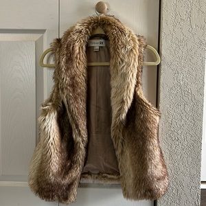 Faux wolf fur luxury vest